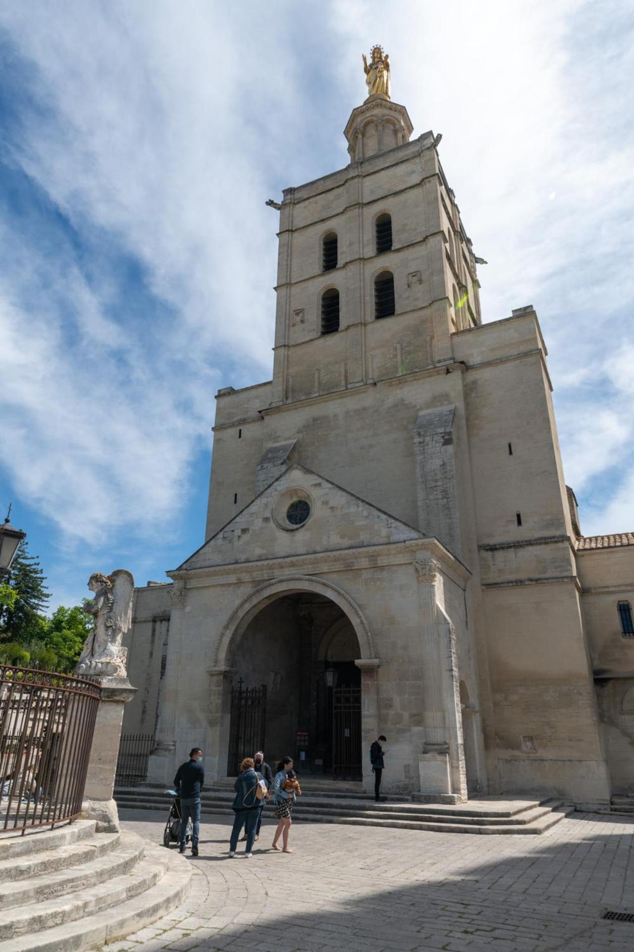 דירות אביניון Bien D'Exception En Face Du Palais Des Papes מראה חיצוני תמונה